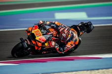 Rindu Podium, Maverick...
