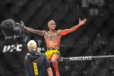 Kisah Charles Oliveira:...