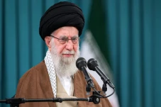 Khamenei Sebut Israel...
