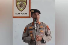 8 Kombes Pol Masuk Daftar...