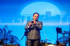 Unru Baso Raih Penghargaan...