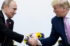 Putin Perintahkan Sambut...