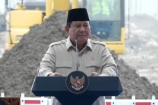 Prabowo Resmikan Proyek...