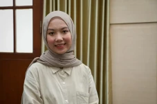 Cerita Sitti, Mahasiswa...