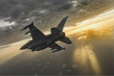 Jet Tempur F-16 Ukraina...