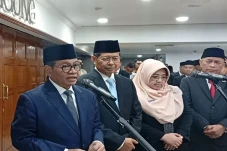 Pramono Lantik dan Ambil...