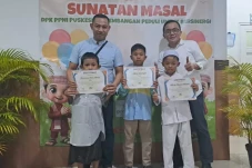 Tingkatkan Kesehatan...
