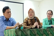Kebakaran RS Hermina,...