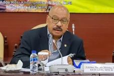 Mekeng Minta Dana Pendidikan...