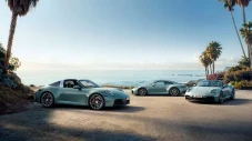 Ferrari Luncurkan Amalfi...