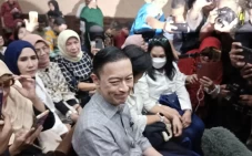 Hadapi Tuntutan Jaksa,...