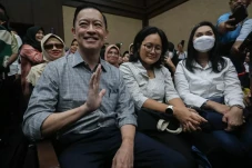 Dituntut 7 Tahun Penjara,...