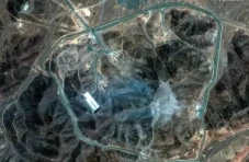 Puluhan Juta Foto Iran...