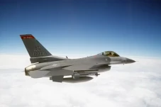 Jet Tempur F-16 AS Cegat...