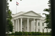 Donald Trump Sulap Gedung...