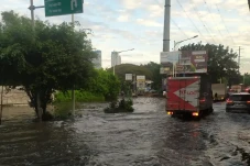 Update Banjir Jakarta,...
