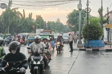Lalu Lintas di Traffic...