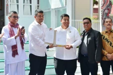 Gubernur Sumut Bobby...