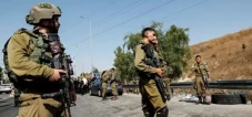 Tentara Israel Ditikam...