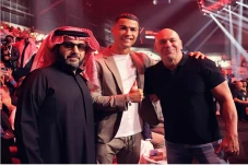 Gaji Cristiano Ronaldo...