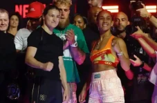 Trilogi Katie Taylor...