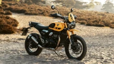 Triumph Scrambler 400...