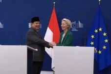 Prabowo Bertemu Presiden...