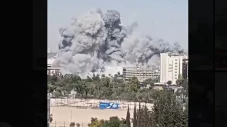 Israel Bombardir Istana...