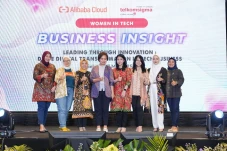 Telkomsigma dan Alibaba...