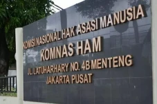 Komnas HAM Minta DPR...