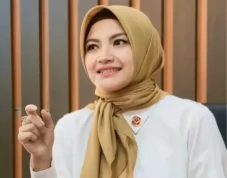 Harta Kekayaan Tina...