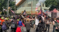 Tiba di Lokasi Demo,...