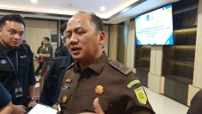 Kejagung Juga Ajukan...