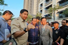 Sambangi Proyek Meikarta,...