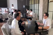 Roy Suryo Kritik Tempat...
