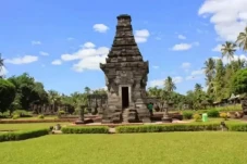 Bak Firaun, Raja Kediri...