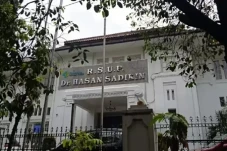 Pascakasus Dokter Priguna,...