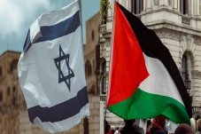 Israel Marah setelah...