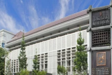 Berapa Biaya Kuliah...