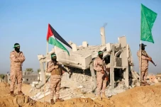 Brigade Al-Qassam Serang...