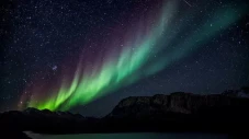 Astronot Tangkap Aurora...