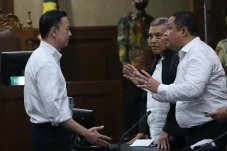DPR Setujui Usulan Presiden...