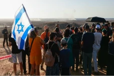 Ratusan Pemukim Israel...