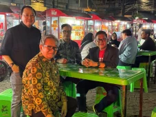 Bebas dari Tahanan,...