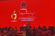 Hadiri Kongres ke-6...