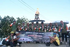 Sambut HUT ke-80 RI,...