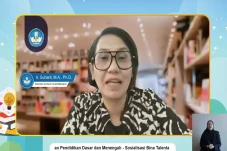 Kemendikdasmen Ajak...