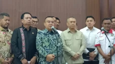 Dasco Sebut DPR dan...