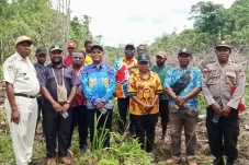 Sejahterakan Papua Barat...