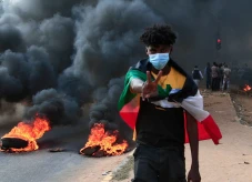 Sudan Tuding UEA Sewa...